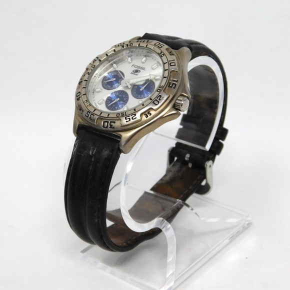 Vintage Fossil Blue Mens Watch BQ-8785 Day Date 24 Hour Black Leather Band White - Picture 1 of 7